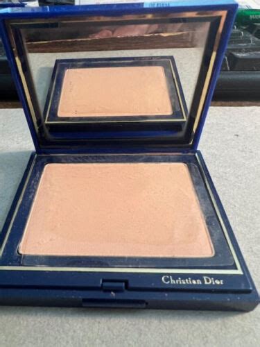 christian Dior pressed powder compact